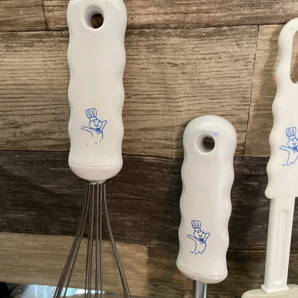 Pillsbury Doughboy Kitchen Utensil Set Whisk Spatulas Measuring Cup Spoons White